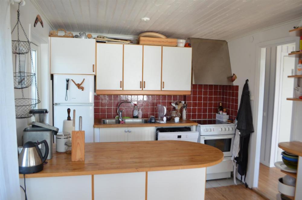 Kk. Kitchen. 